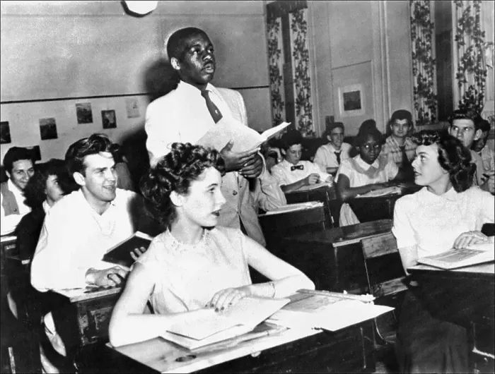 Framed Print : Nathaniel Steward Speaks in Class Framed Print : Nathaniel Steward Speaks in Class