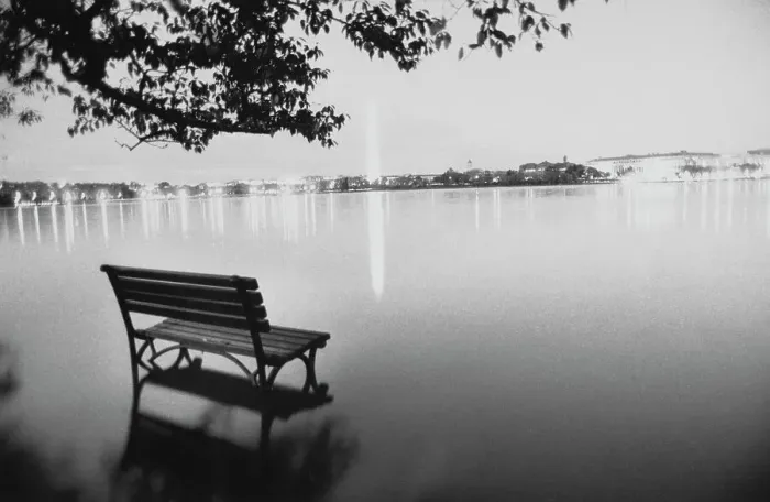 Framed Print : The Nation's Capital Under Flood Threat Framed Print : The Nation's Capital Under Flood Threat