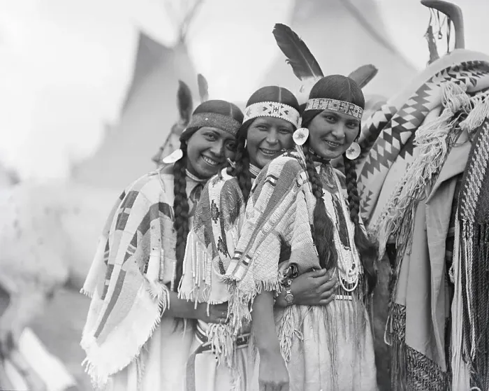 Framed Print : Three Native American Beauty Contest Winners Framed Print : Three Native American Beauty Contest Winners