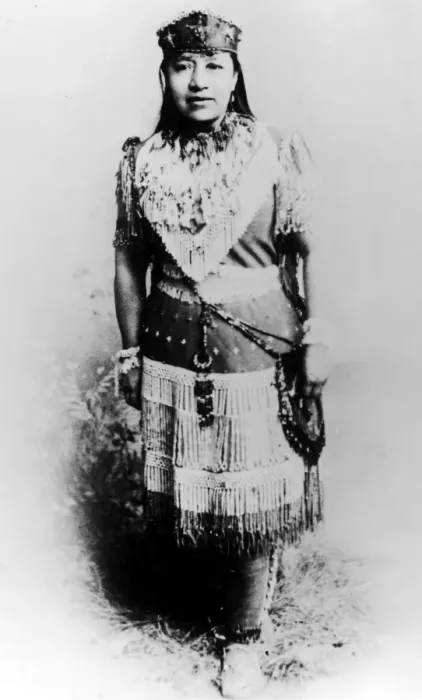 Framed Print : Native American Woman Framed Print : Native American Woman