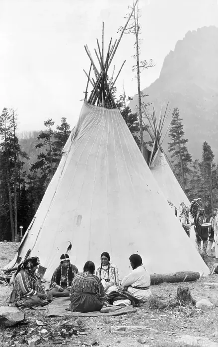 Framed Print : Native American Women Playing Bridge
