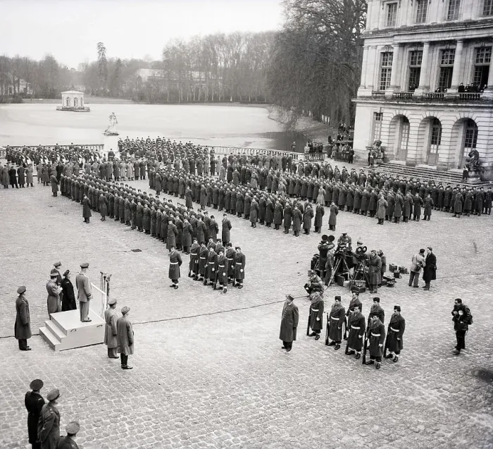 Framed Print : Nato Forces In Front Of Palace Framed Print : Nato Forces In Front Of Palace