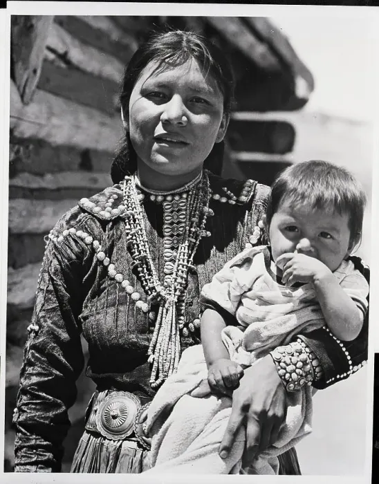 Framed Print : Navaho Mother And Child Wearing Necklace Framed Print : Navaho Mother And Child Wearing Necklace