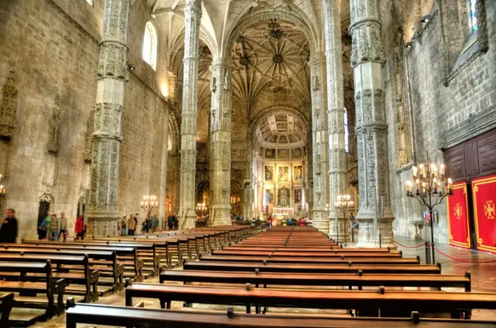 Framed Print : Nave of the Mosteiro dos JerAonimos, Lisbon, Portugal