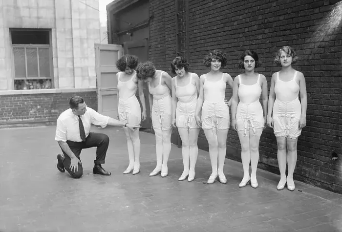 Framed Print : Ned Wayburn Advising Follies Girls Framed Print : Ned Wayburn Advising Follies Girls