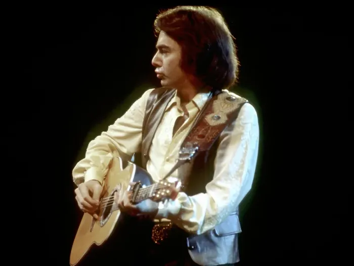 Framed Print : Neil Diamond Playing Acoustic Framed Print : Neil Diamond Playing Acoustic