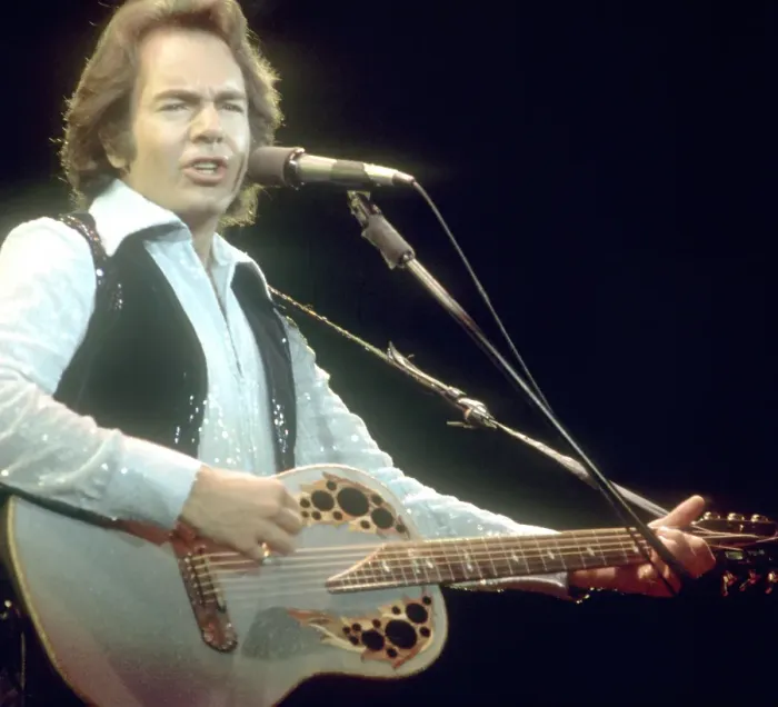Framed Print : Neil Diamond Playing Acoustic Framed Print : Neil Diamond Playing Acoustic