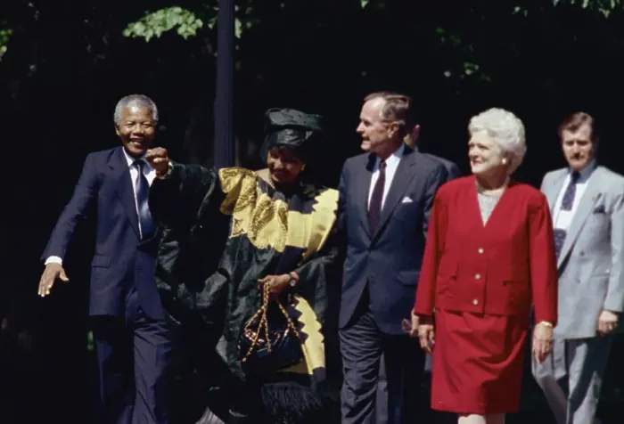 Framed Print : Nelson Mandela and Wife with George bush and Wife Framed Print : Nelson Mandela and Wife with George bush and Wife