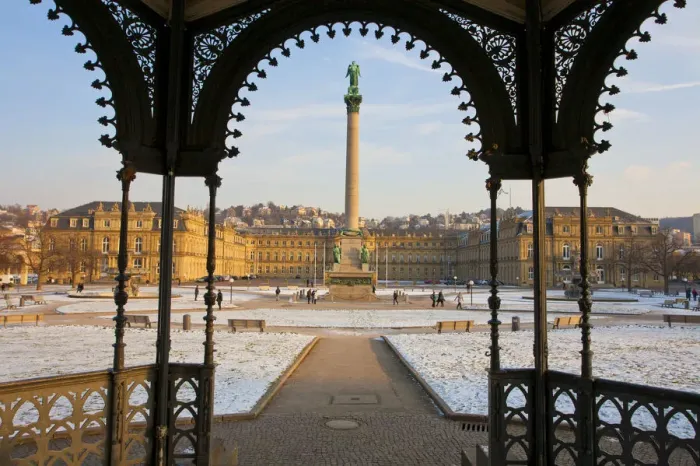 Framed Print : Neues Schloss, New Palace or Castle, Jubilaeumssaeule columns, Schlossplatz square, winter, snow, Stuttgart, Baden-Wuerttemberg, Germany, Europe Framed Print : Neues Schloss, New Palace or Castle, Jubilaeumssaeule columns, Schlossplatz square, winter, snow, Stuttgart, Baden-Wuerttemberg, Germany, Europe