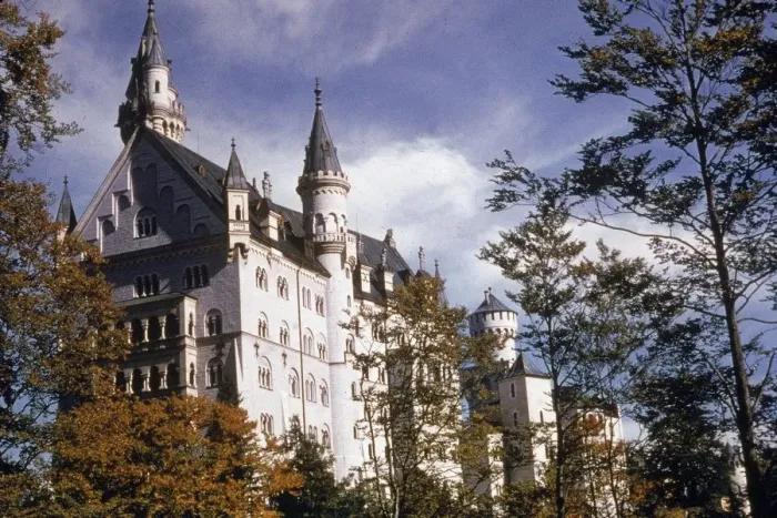 Framed Print : Neuschwanstein Castle Framed Print : Neuschwanstein Castle