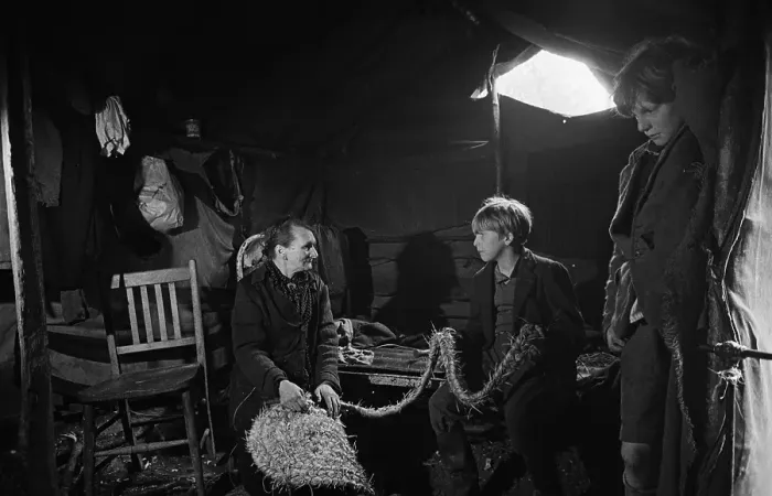 Framed Print : New Forest Tent Dwellers Framed Print : New Forest Tent Dwellers