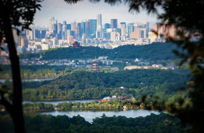 Framed Print : A New Perspective (Hangzhou) Framed Print : A New Perspective (Hangzhou)