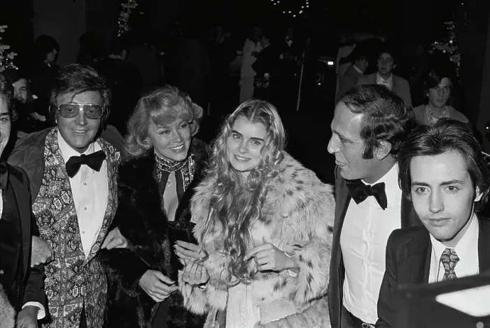Framed Print : New Year Party, New York City, 1975 Framed Print : New Year Party, New York City, 1975