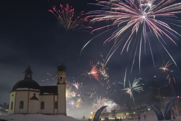 Framed Print : New Years Eve fireworks in Seefeld, Tyrol, Austria Framed Print : New Years Eve fireworks in Seefeld, Tyrol, Austria