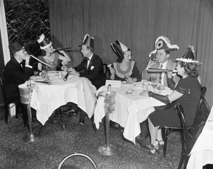 Framed Print : New Year's Eve at Versailles Restaurant Framed Print : New Year's Eve at Versailles Restaurant