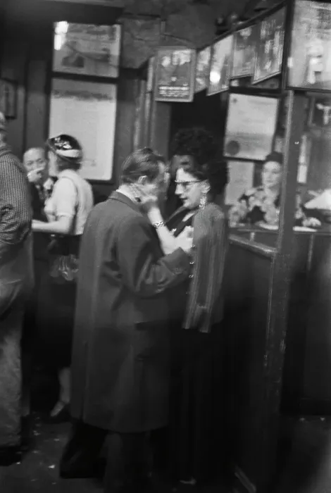 Framed Print : New York Bar Scene
