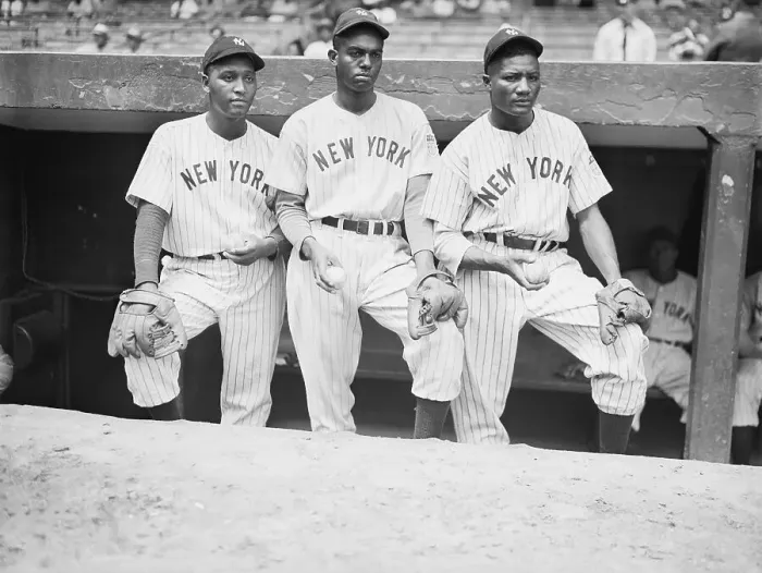 Framed Print : New York Black Yankees Pitchers Framed Print : New York Black Yankees Pitchers