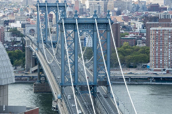 New York City - Manhattan Bridge - Close-up