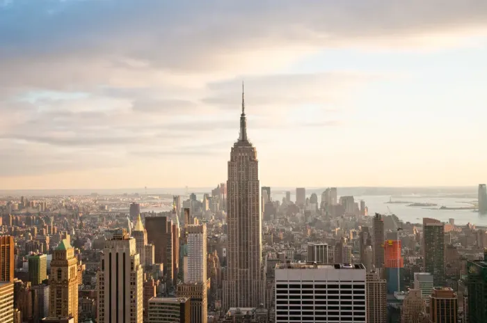 Framed Print : New York City skyline at sunset Framed Print : New York City skyline at sunset