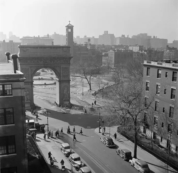 Framed Print : New York City Street Scenes Framed Print : New York City Street Scenes