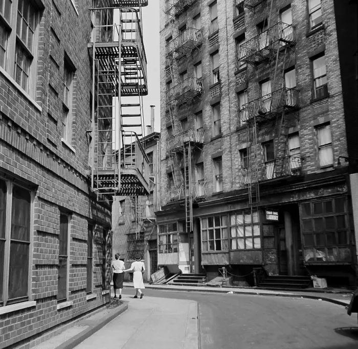 Framed Print : New York City Street Scenes Framed Print : New York City Street Scenes