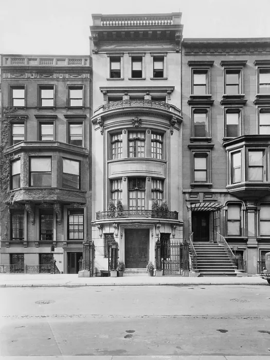 Framed Print : New York Mansion Framed Print : New York Mansion