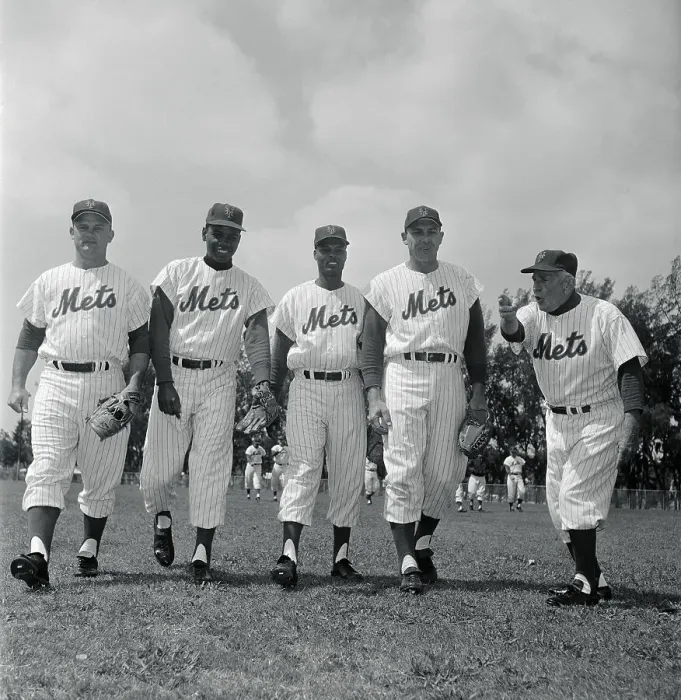 Framed Print : New York Mets Players Posing on Field Framed Print : New York Mets Players Posing on Field