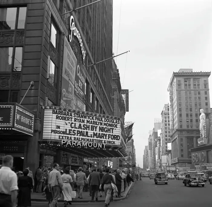 Framed Print : New York Paramount Marquee Framed Print : New York Paramount Marquee