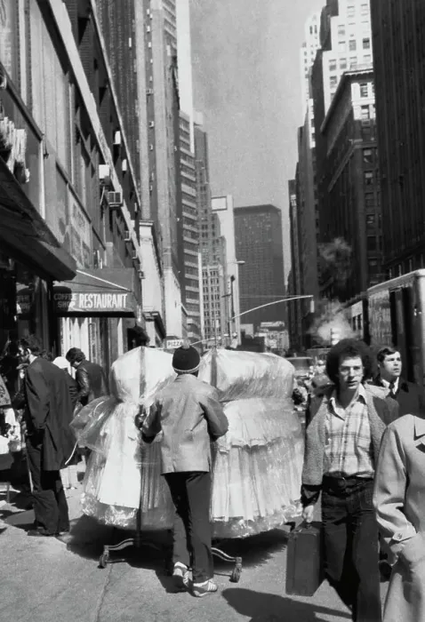 Framed Print : New York Rag Trade, 1978 Framed Print : New York Rag Trade, 1978
