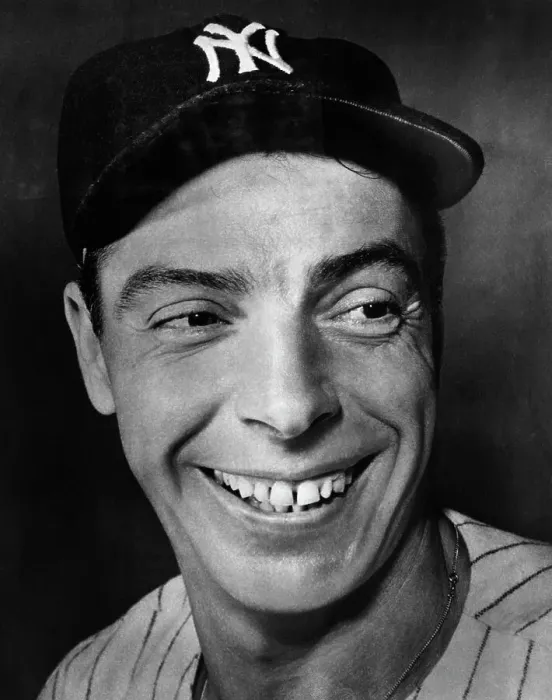 Framed Print : New York Yankee Outfielder Joe DiMaggio Framed Print : New York Yankee Outfielder Joe DiMaggio