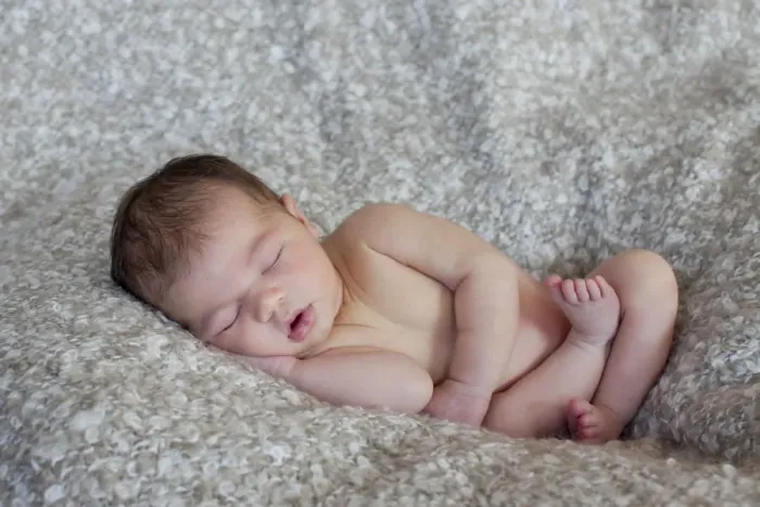 Framed Print : Newborn baby, five days, asleep Framed Print : Newborn baby, five days, asleep