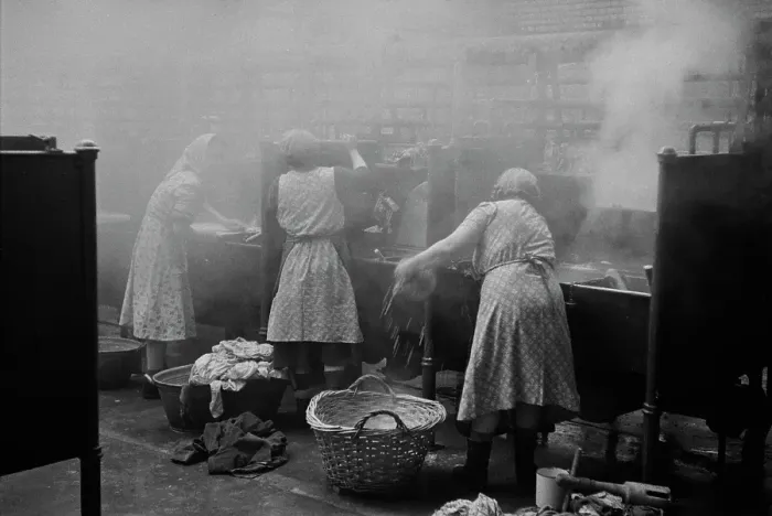 Framed Print : A Newcastle Wash House, 1955 Framed Print : A Newcastle Wash House, 1955