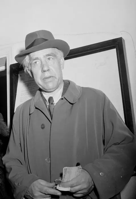 Framed Print : Niels Bohr Framed Print : Niels Bohr