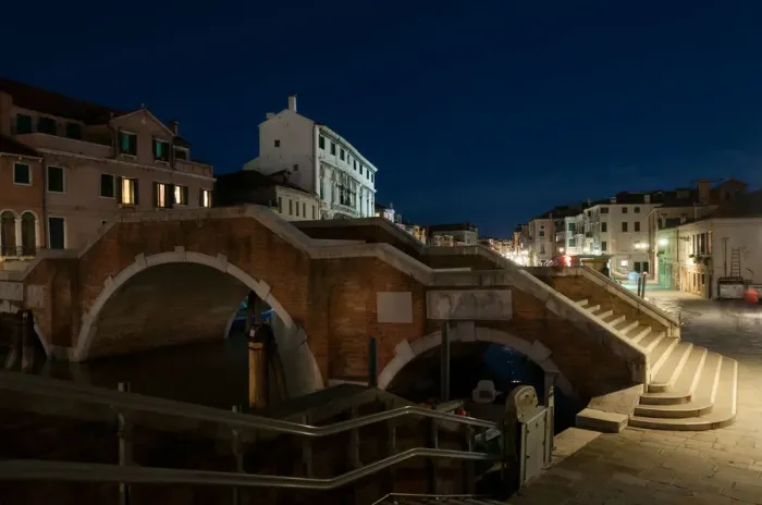Framed Print : Night view of Ponte dei Tre Archi, Venice Framed Print : Night view of Ponte dei Tre Archi, Venice
