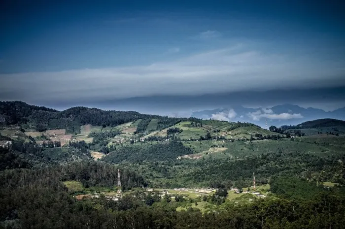 Framed Print : The Nilgiris Landscape Framed Print : The Nilgiris Landscape