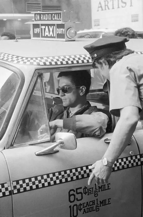 Framed Print : De Niro and Policeman in Taxi Driver Framed Print : De Niro and Policeman in Taxi Driver