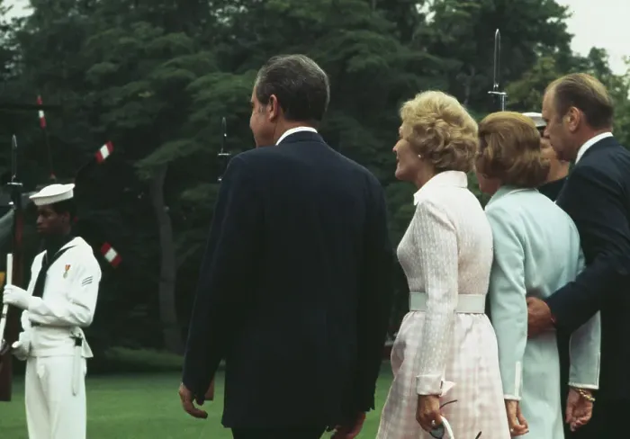 Framed Print : Nixon Leaves White House