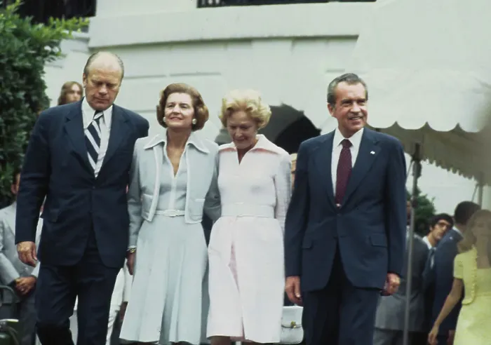 Framed Print : Nixon Leaves White House