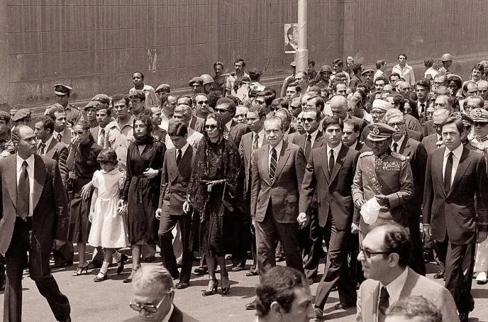 Framed Print : Nixon and Pahlevi Family in Funeral Procession Framed Print : Nixon and Pahlevi Family in Funeral Procession