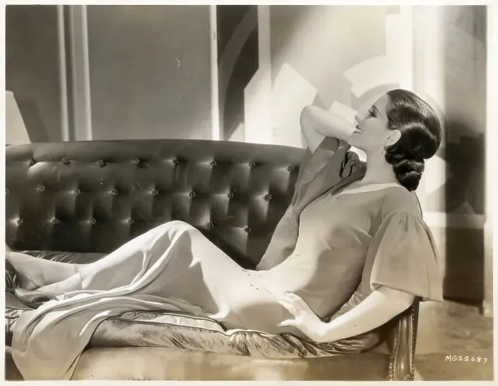 Framed Print : Norma Shearer Reclining On Sofa