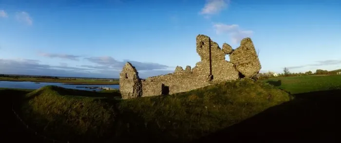 Framed Print : Norman Castle, Clonmacnoise, Co Offaly, Ireland