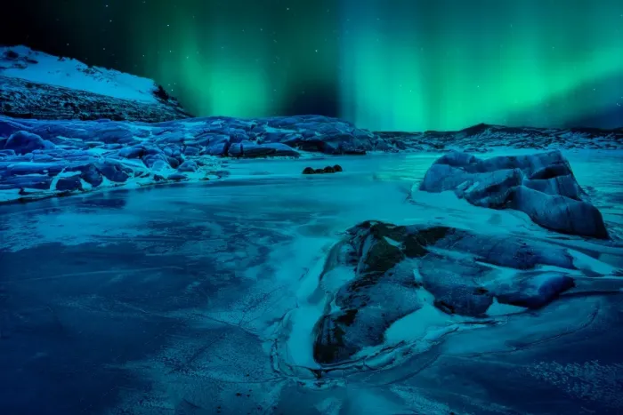 Framed Print : Northern light over frozen Skaftafell glacier lake Framed Print : Northern light over frozen Skaftafell glacier lake