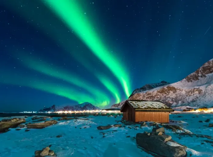 Framed Print : Northern light over Lofoten Framed Print : Northern light over Lofoten