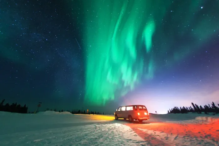 Framed Print : Northern lights with van Framed Print : Northern lights with van