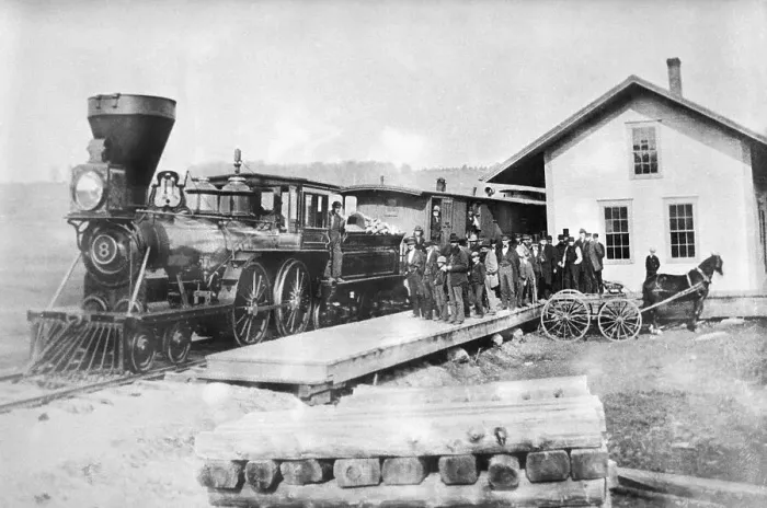 Framed Print : The Northern Railroad Engine Eight Framed Print : The Northern Railroad Engine Eight