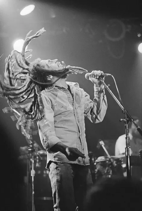 Framed Print : November 27, 1979, Los Angeles, Bob Marley Framed Print : November 27, 1979, Los Angeles, Bob Marley