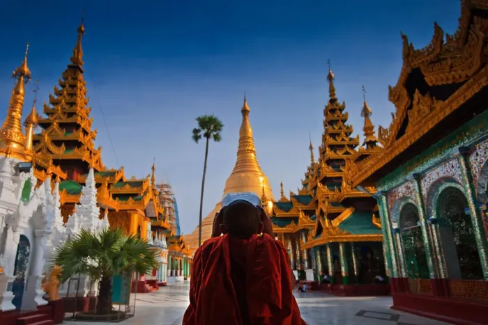 Framed Print : A novice and Shwedagon Pagoda