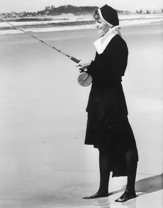 Framed Print : Nun fishing in Brisbane