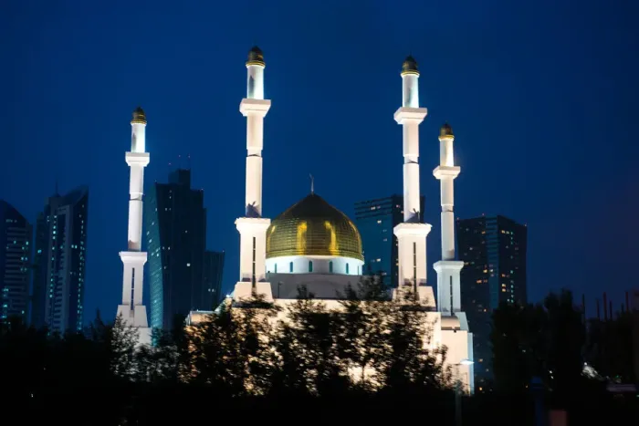 Framed Print : Nur Astana Mosque, Astana, Kazakhstan Framed Print : Nur Astana Mosque, Astana, Kazakhstan