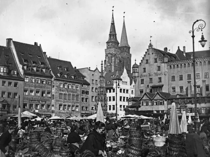 Framed Print : Nuremberg Market Framed Print : Nuremberg Market